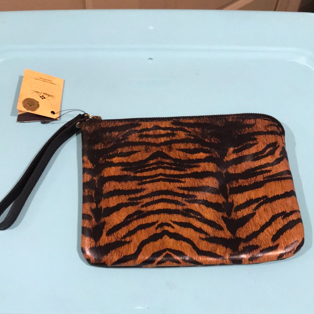 Wristlet